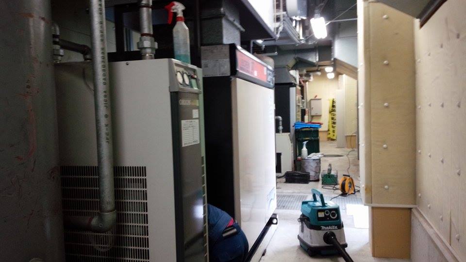 コンプレッサの修理